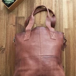 WOMEN Rugged Hide RH-9579 Ava Cross Body / Shoulder Leather Bag