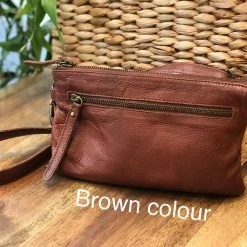 Rugged Hide RH-11287 Kingston Small Cross Body Leather Bag WOMEN