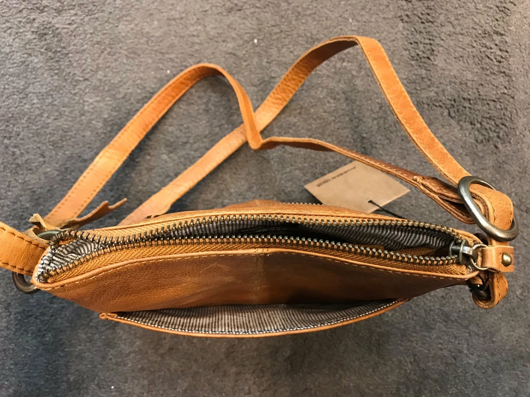 Budget 🔔 Rugged Hide RH-10912 Zoe Small Cross Body Leather Bag 👩 WOMEN ❤️ 8 Rugged Hide RH-10912 Zoe Small Cross Body Leather Bag WOMEN