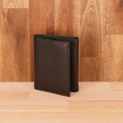 Rugged Hide MEN W-343 Tri-Fold Leather Wallet