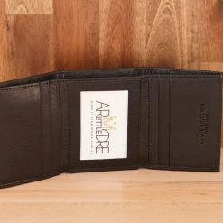 Rugged Hide MEN W-343 Tri-Fold Leather Wallet