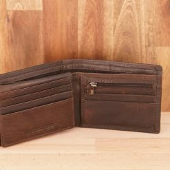 Rugged Hide Tom RH-125 Men's Leather Wallet With Coin