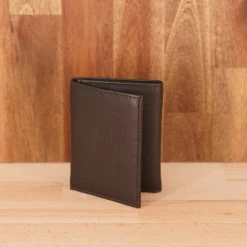 Rugged Hide MEN W-343 Tri-Fold Leather Wallet