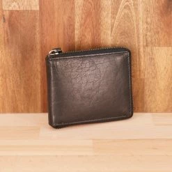 WOMEN Rugged Hide RH-1006 Aris Leather Wallet Zipped Around