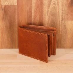 Rugged Hide Jesse RH-128 Jesse Men's Leather Wallet With Coin