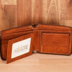 WOMEN Rugged Hide RH-1006 Aris Leather Wallet Zipped Around