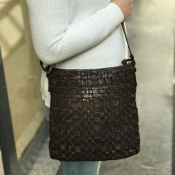 Discount π Rugged Hide RH-33000 Zara Cross Body Leather Bag π 20 Rugged Hide RH-33000 Zara Cross Body Leather Bag