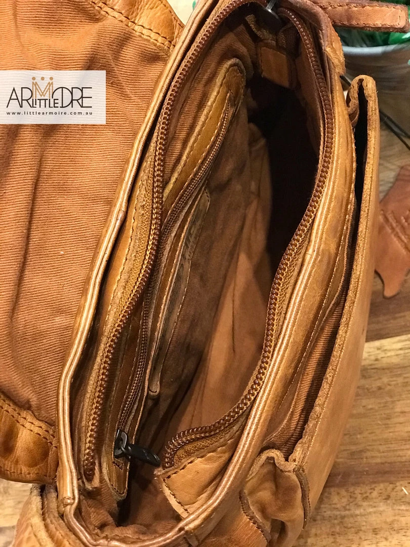 Brand new ⭐ WOMEN Rugged Hide Ellie RH-41306 Medium Ladies Leather Crossbody Bag ⌛ 12 WOMEN Rugged Hide Ellie RH-41306 Medium Ladies Leather Crossbody Bag