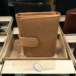 Oran Leather W-50 Tri-fold Leather Wallet