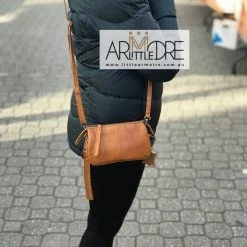 Best Sale โ Rugged Hide RH-11647 St Kilda Cross Body Small Wallet Bag ๐ 33 Rugged Hide RH-11647 St Kilda Cross Body Small Wallet Bag