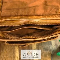 Brand new ⭐ WOMEN Rugged Hide Ellie RH-41306 Medium Ladies Leather Crossbody Bag ⌛ 25 WOMEN Rugged Hide Ellie RH-41306 Medium Ladies Leather Crossbody Bag