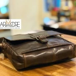 Best Pirce ๐ Oran Leather Rugged Hide Wyoming RH-6002 Wyoming Vintage Leather Bag โญ 20 Oran Leather Rugged Hide Wyoming RH-6002 Wyoming Vintage Leather Bag