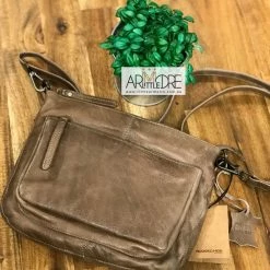 Outlet โญ Rugged Hide Aisha RH-13688 Soft Leather Crossbody Leather Bag ๐ 46 Rugged Hide Aisha RH-13688 Soft Leather Crossbody Leather Bag