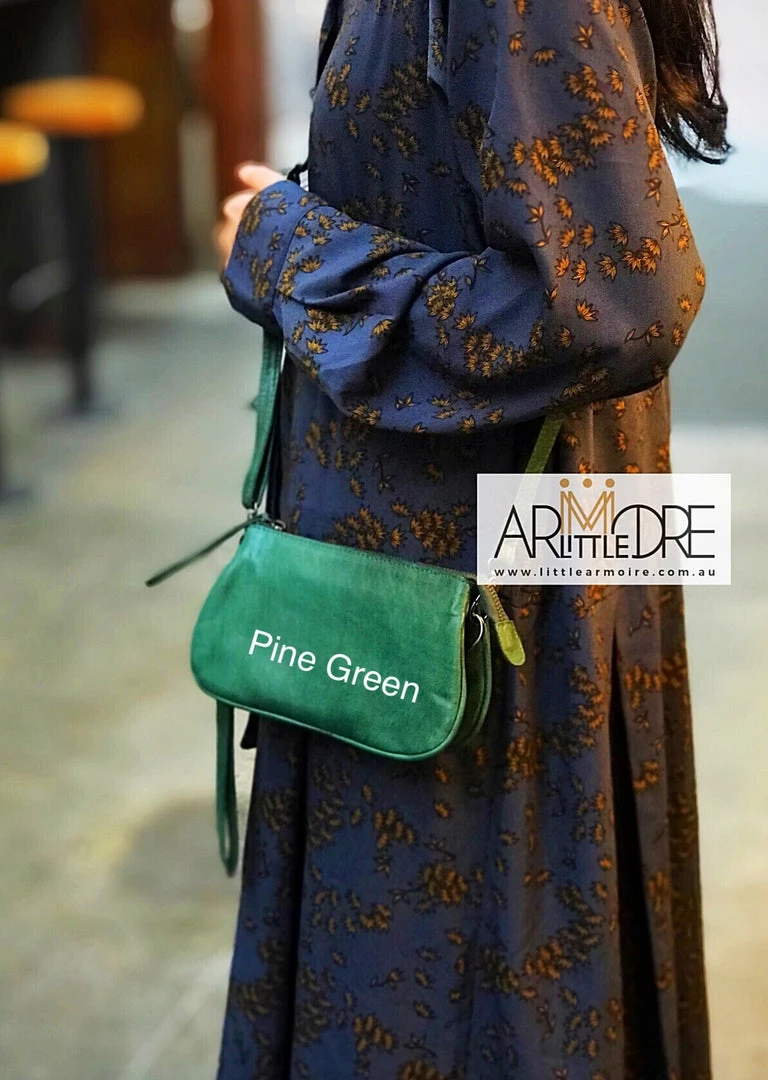 Best Sale โ Rugged Hide RH-11647 St Kilda Cross Body Small Wallet Bag ๐ 21 Rugged Hide RH-11647 St Kilda Cross Body Small Wallet Bag