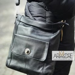 Cheap 💯 Rugged Hide Erika RH-13647 Soft Leather Ladies Cross Body Bag 👍 45 Rugged Hide Erika RH-13647 Soft Leather Ladies Cross Body Bag