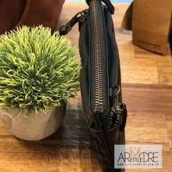 Rugged Hide RH-13997 Bonnie Small Ladies Woven Sling Wallet Clutch Bag