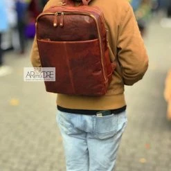 Outlet 😀 Rugged Hide Fox RH-235 Unisex Leather Laptop / Travel 🎒 Backpack 👩 WOMEN 🎁 31 Rugged Hide Fox RH-235 Unisex Leather Laptop / Travel Backpack WOMEN