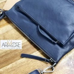 Outlet โญ Rugged Hide Aisha RH-13688 Soft Leather Crossbody Leather Bag ๐ 42 Rugged Hide Aisha RH-13688 Soft Leather Crossbody Leather Bag