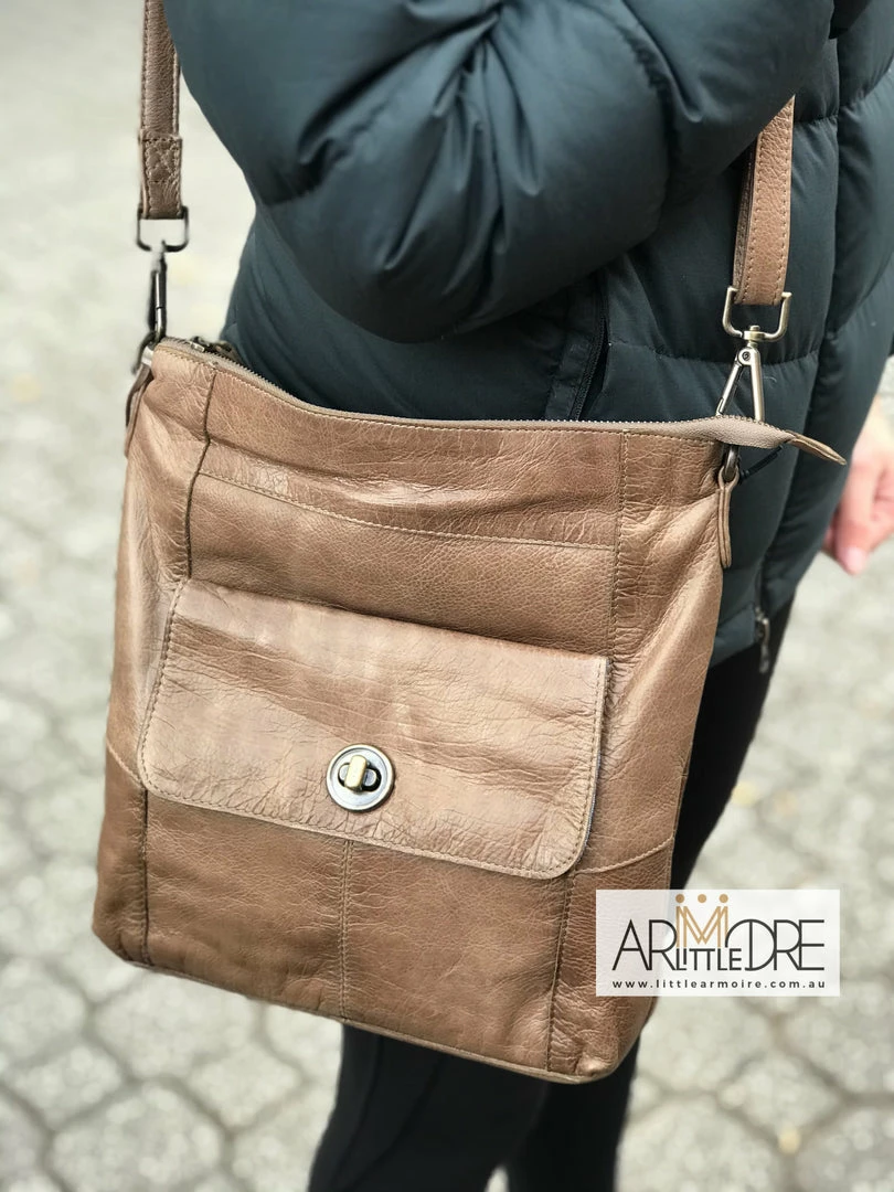 Cheap 💯 Rugged Hide Erika RH-13647 Soft Leather Ladies Cross Body Bag 👍 5 Rugged Hide Erika RH-13647 Soft Leather Ladies Cross Body Bag