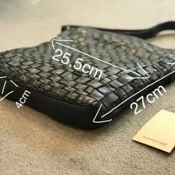 Discount π Rugged Hide RH-33000 Zara Cross Body Leather Bag π 25 Rugged Hide RH-33000 Zara Cross Body Leather Bag