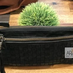 Rugged Hide RH-13997 Bonnie Small Ladies Woven Sling Wallet Clutch Bag