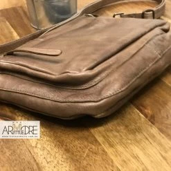 Outlet โญ Rugged Hide Aisha RH-13688 Soft Leather Crossbody Leather Bag ๐ 48 Rugged Hide Aisha RH-13688 Soft Leather Crossbody Leather Bag