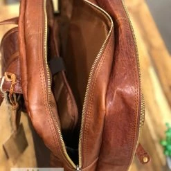 Rugged Hide Fox RH-235 Unisex Leather Laptop / Travel Backpack WOMEN