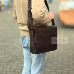 Oran Leather Satchel / Laptop Bag Rugged Hide RH-7001 Ottawa Compact Vintage Satchel Laptop Bag