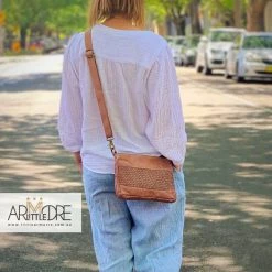 WOMEN Rugged Hide Amina RH-2215 Leather Crossbody Bag With Lattice Weave Design