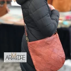 Brand new 🎉 WOMEN Rugged Hide Bella RH-3104 Soft Leather Ladies Crossbody Leather Bag ✔️ 11 WOMEN Rugged Hide Bella RH-3104 Soft Leather Ladies Crossbody Leather Bag