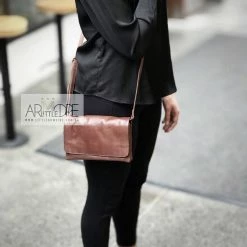 Rugged Hide RH-2231 Gloria Cross Body Leather Bag