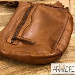 Rugged Hide Avery RH-41165 Leather Crossbody Bag