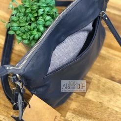 Outlet โญ Rugged Hide Aisha RH-13688 Soft Leather Crossbody Leather Bag ๐ 38 Rugged Hide Aisha RH-13688 Soft Leather Crossbody Leather Bag