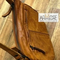 Rugged Hide Avery RH-41165 Leather Crossbody Bag