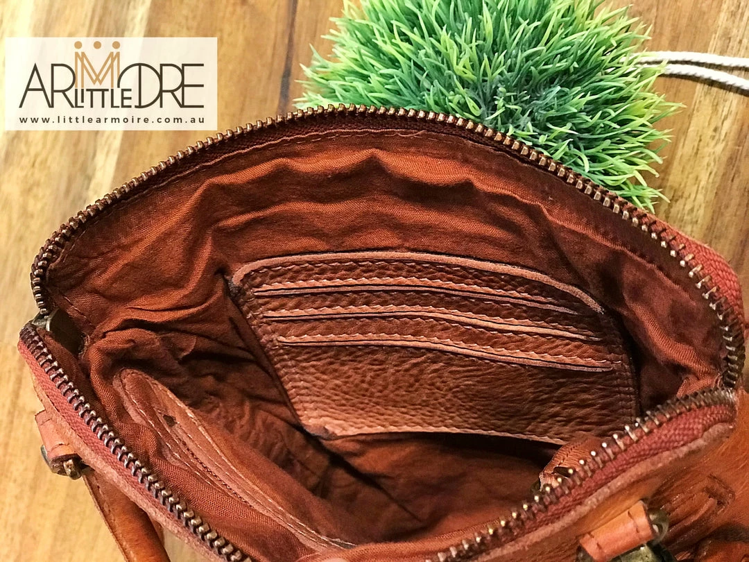 Best reviews of ❤️ Rugged Hide Teagan RH-2225 Small Cross Body Bag With Lattice Weave Detail 👍 13 Rugged Hide Teagan RH-2225 Small Cross Body Bag With Lattice Weave Detail