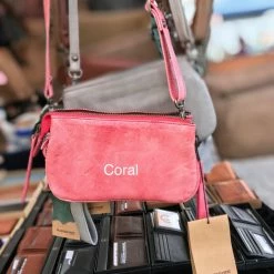 Best Sale โ Rugged Hide RH-11647 St Kilda Cross Body Small Wallet Bag ๐ 59 Rugged Hide RH-11647 St Kilda Cross Body Small Wallet Bag