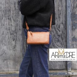 WOMEN Rugged Hide Paola RH-508 Small Ladies Leather Cross Body Wallet Bag