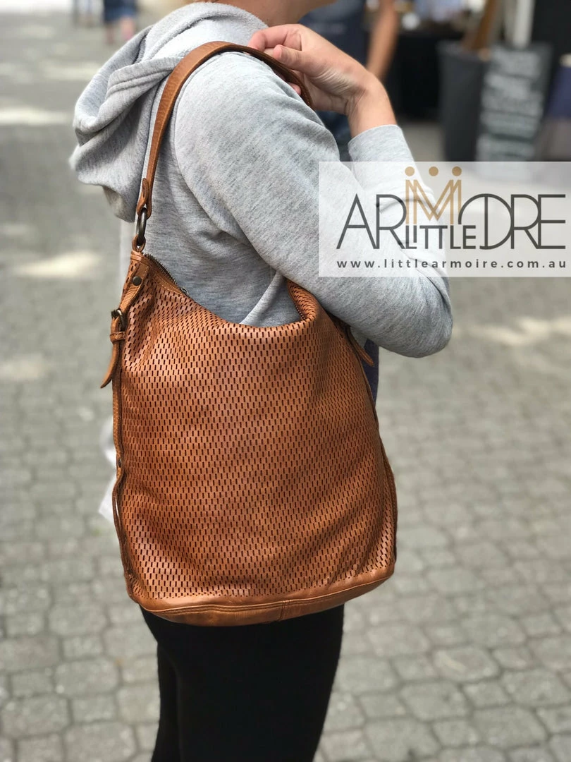 Wholesale ⌛ Rugged Hide RH-32614 Rita Leather Hobo Bag 😍 8 Rugged Hide RH-32614 Rita Leather Hobo Bag