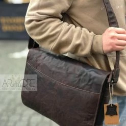 Oran Leather Satchel / Laptop Bag Rugged Hide RH-7001 Ottawa Compact Vintage Satchel Laptop Bag