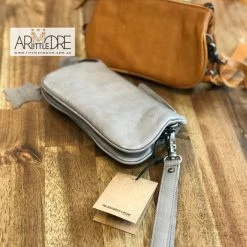 Best Sale โ Rugged Hide RH-11647 St Kilda Cross Body Small Wallet Bag ๐ 40 Rugged Hide RH-11647 St Kilda Cross Body Small Wallet Bag